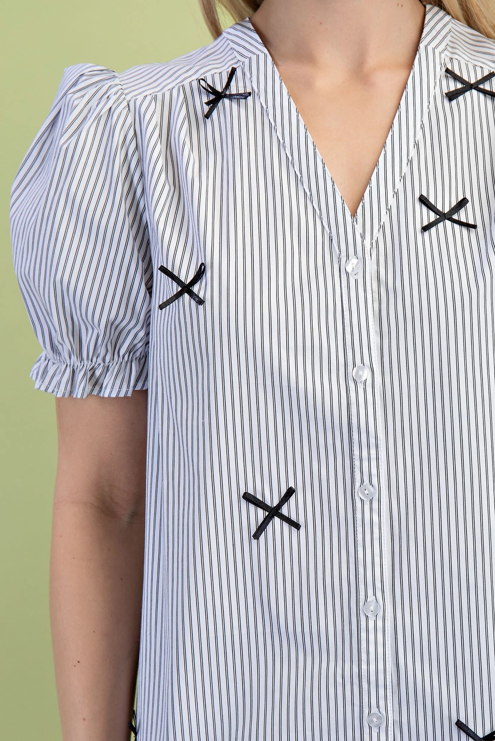 TG1589 - WHITE / BLACK