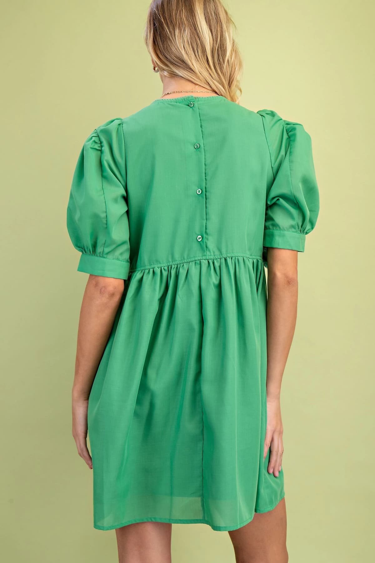 TG1587 - APPLE GREEN