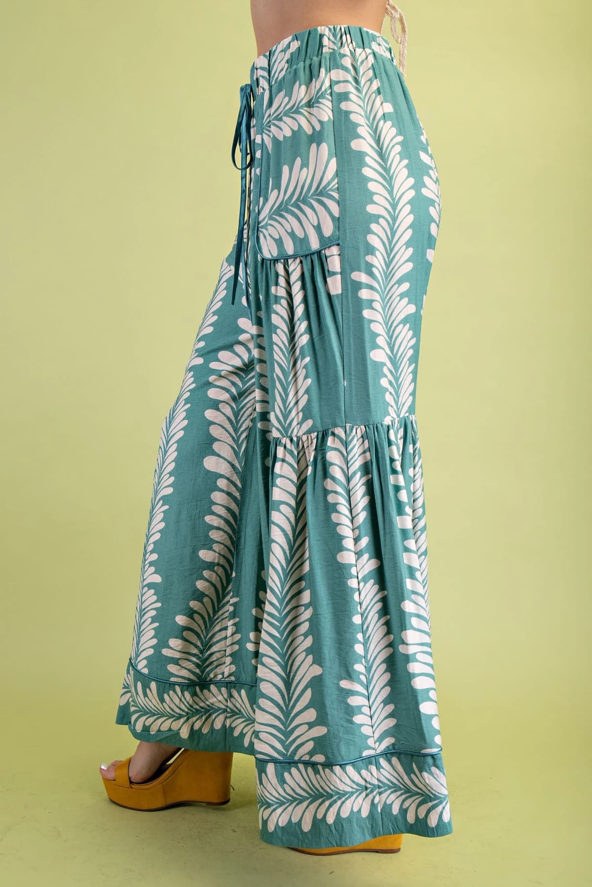 TE1142 - DUSTY MINT / CREAM