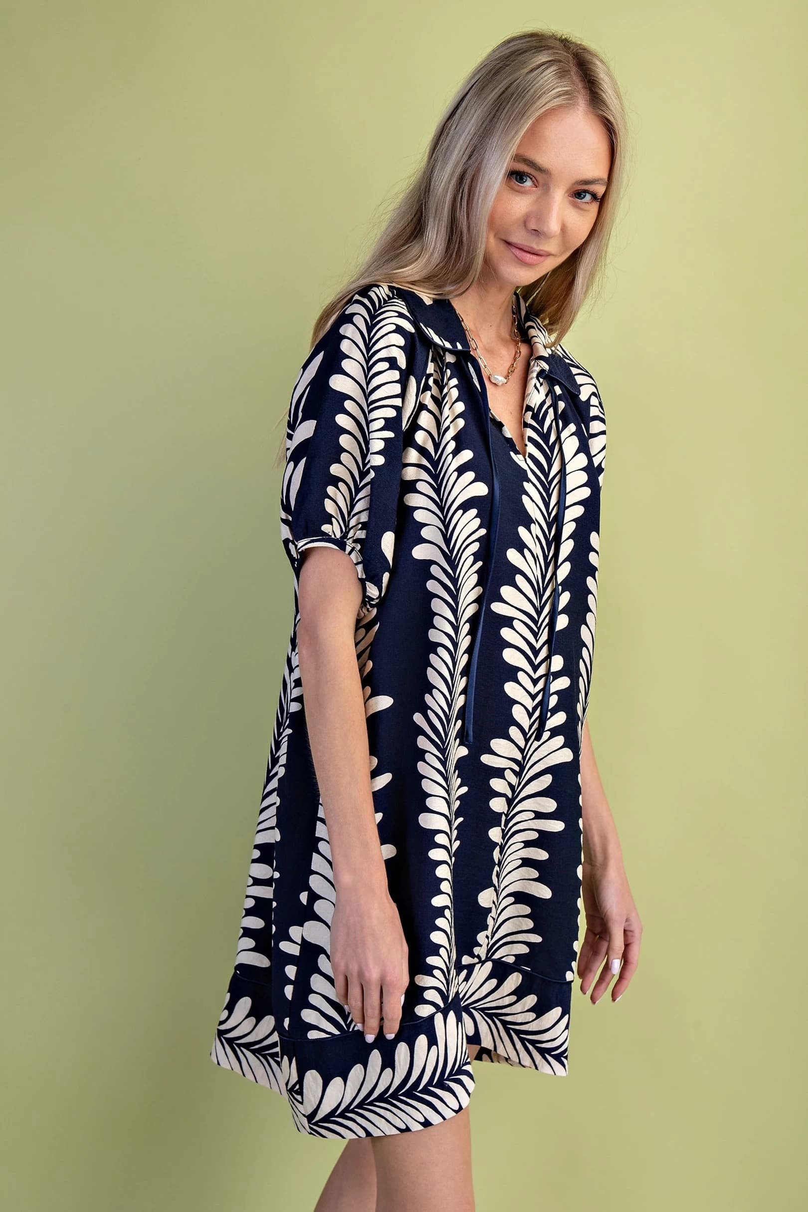 TE1141 - NAVY / CREAM