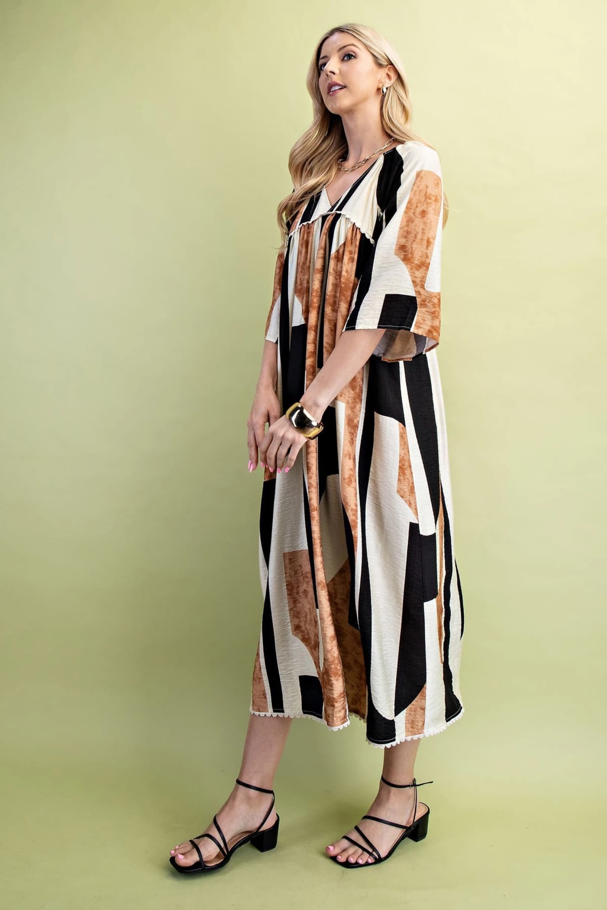 TE1379 - BLACK/TAUPE MIX