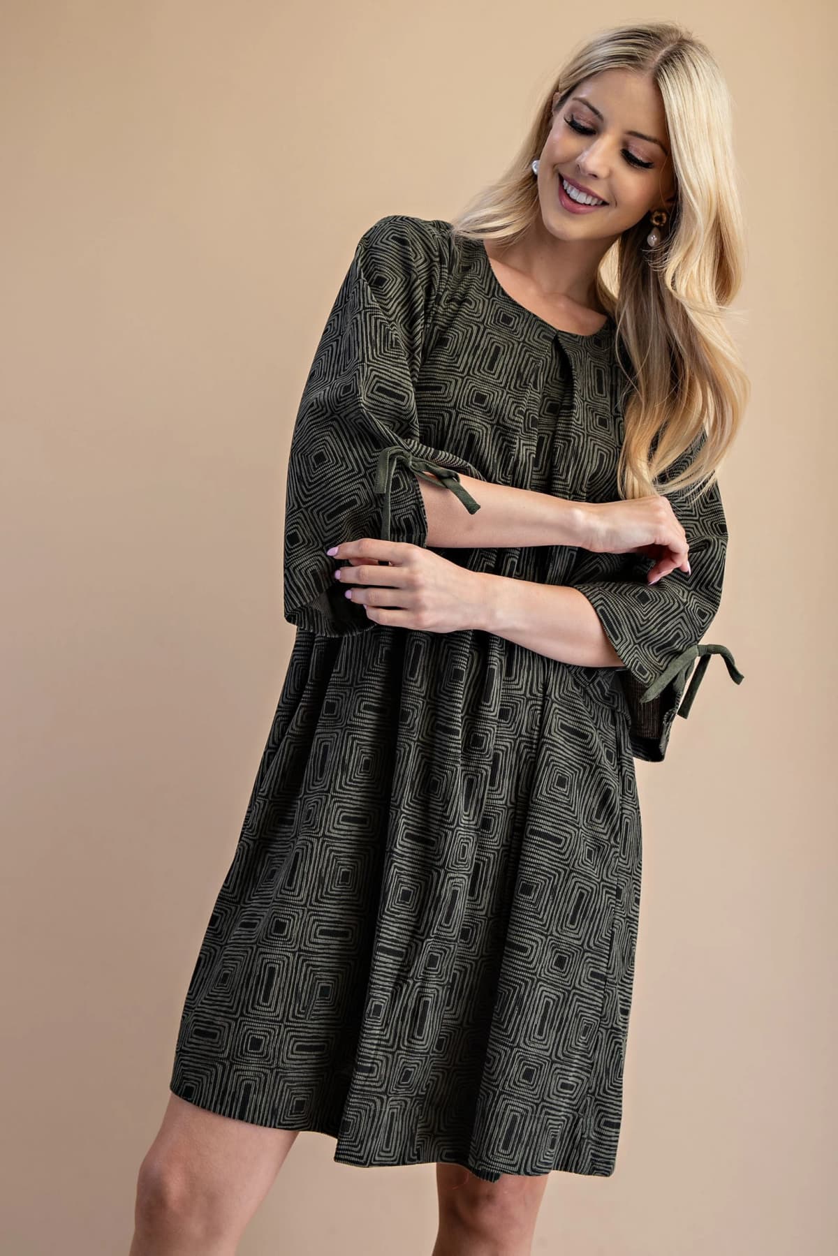 TE1391 - OLIVE / BLACK