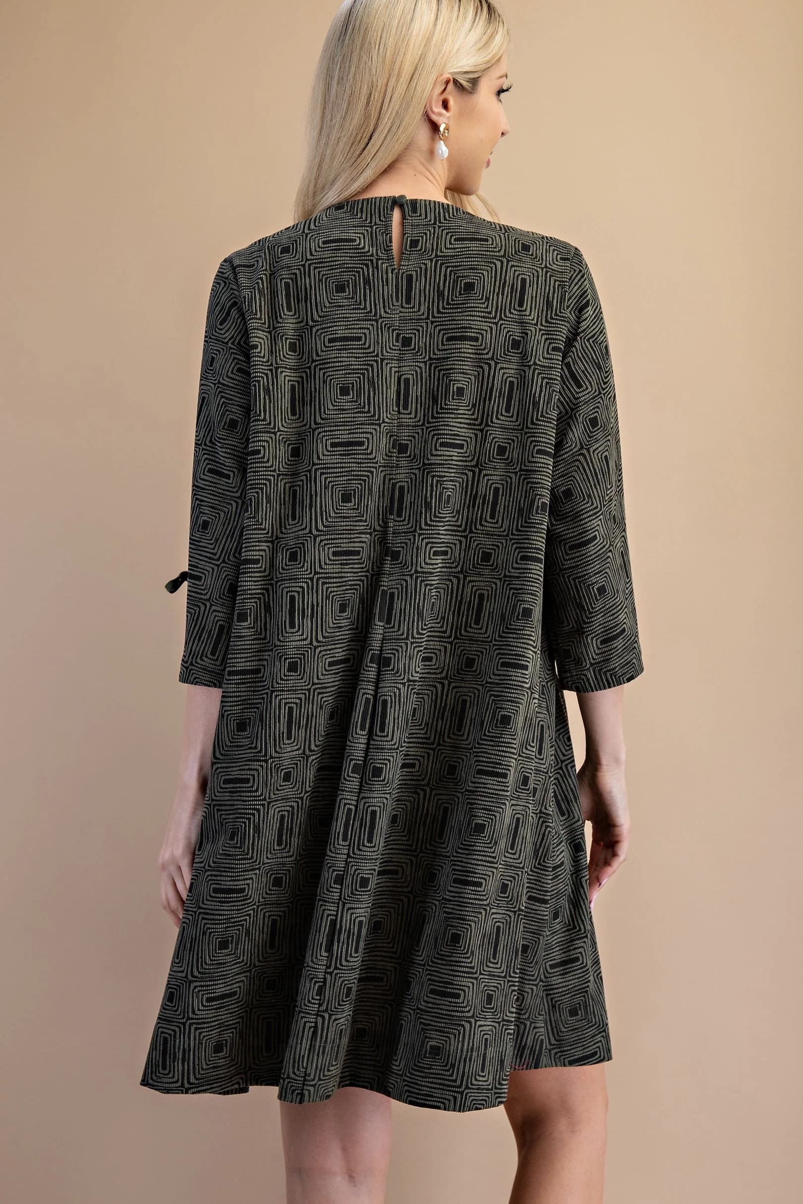 TE1391 - OLIVE / BLACK