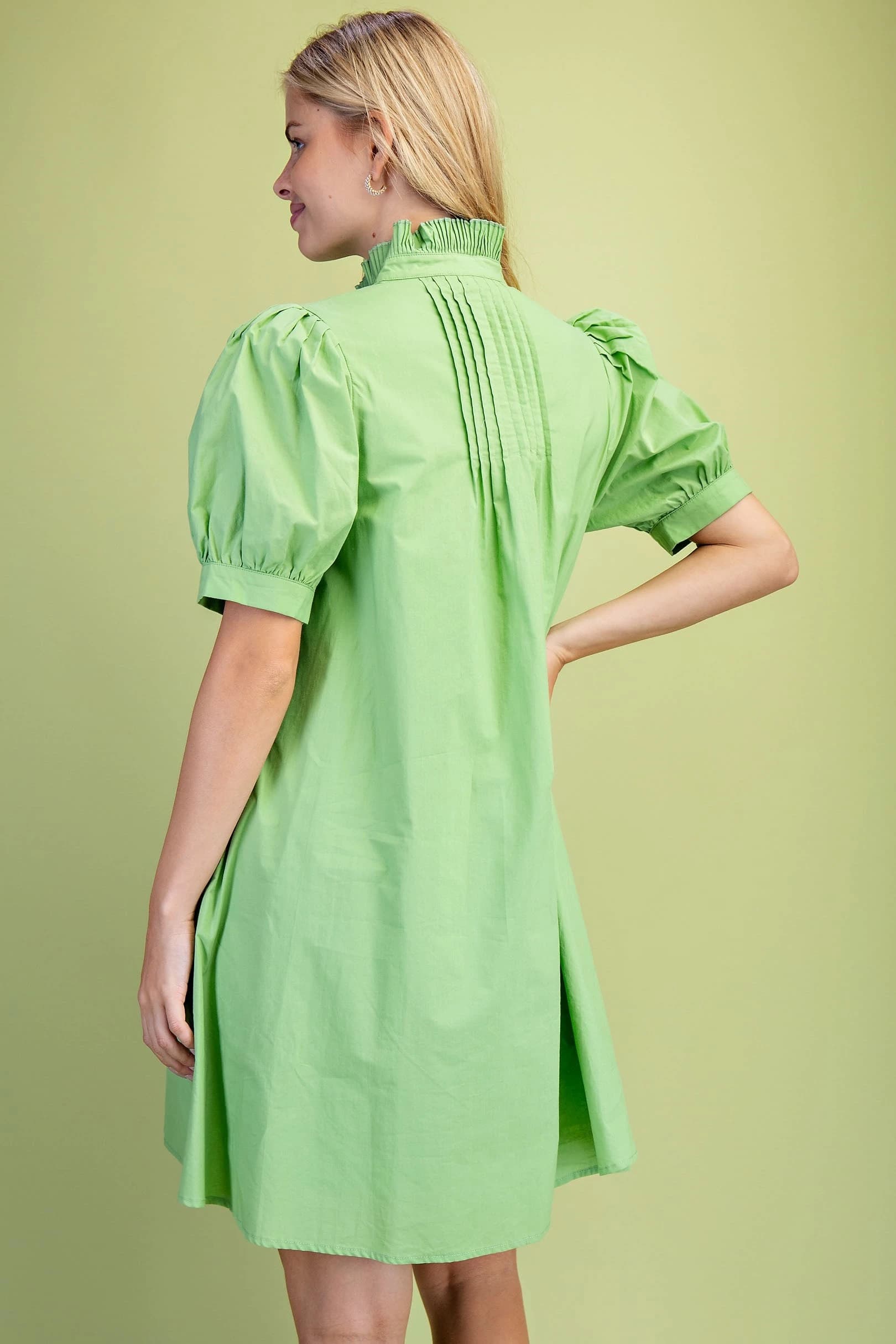 TE1562 - APPLE GREEN