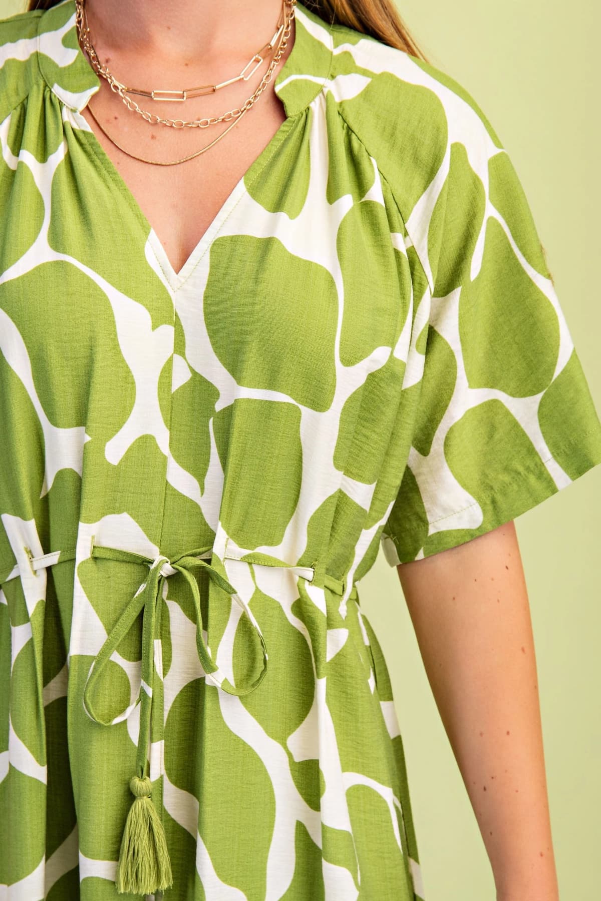 TE1614 - AVOCADO / IVORY