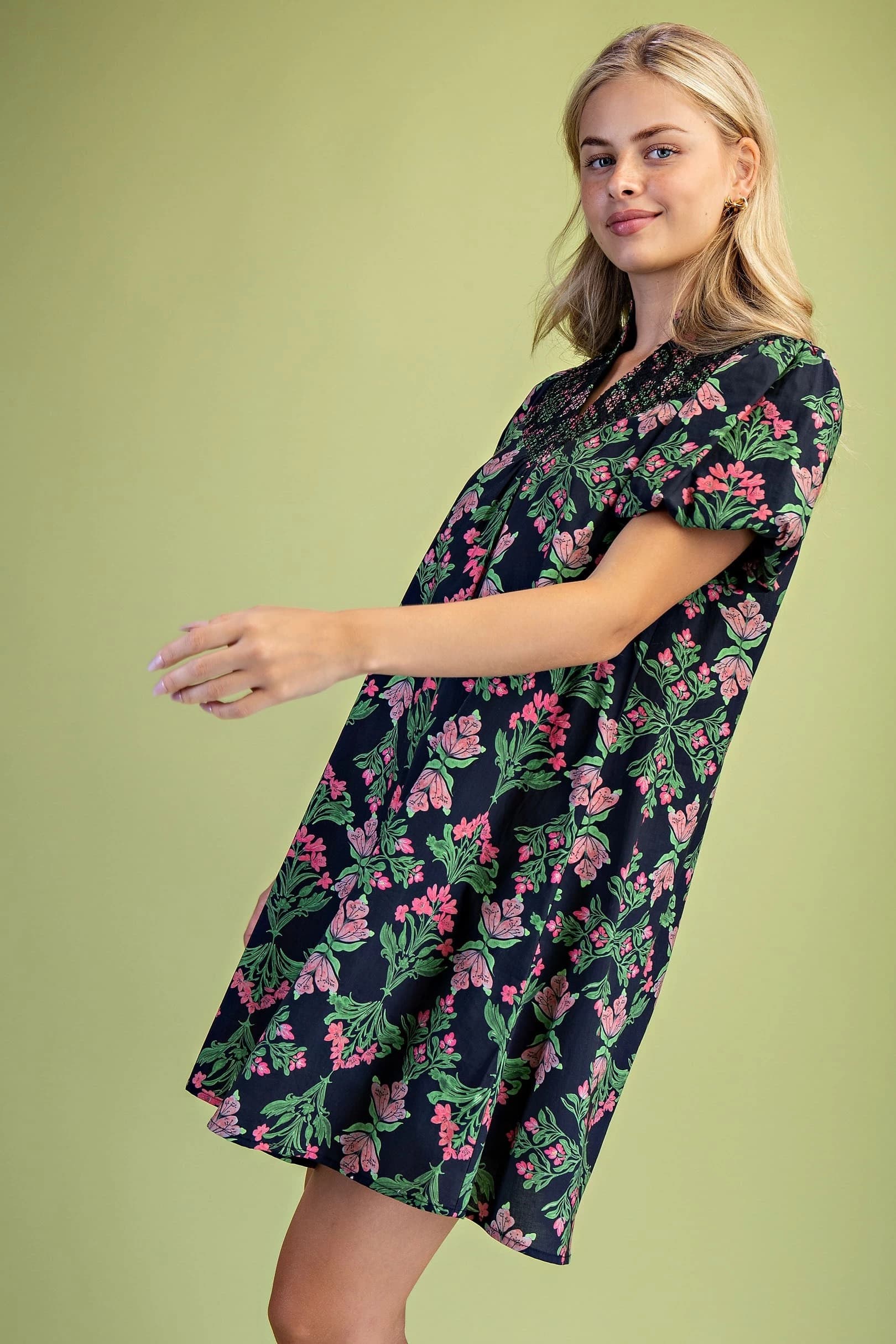 TE1678 - BLACK / PINK