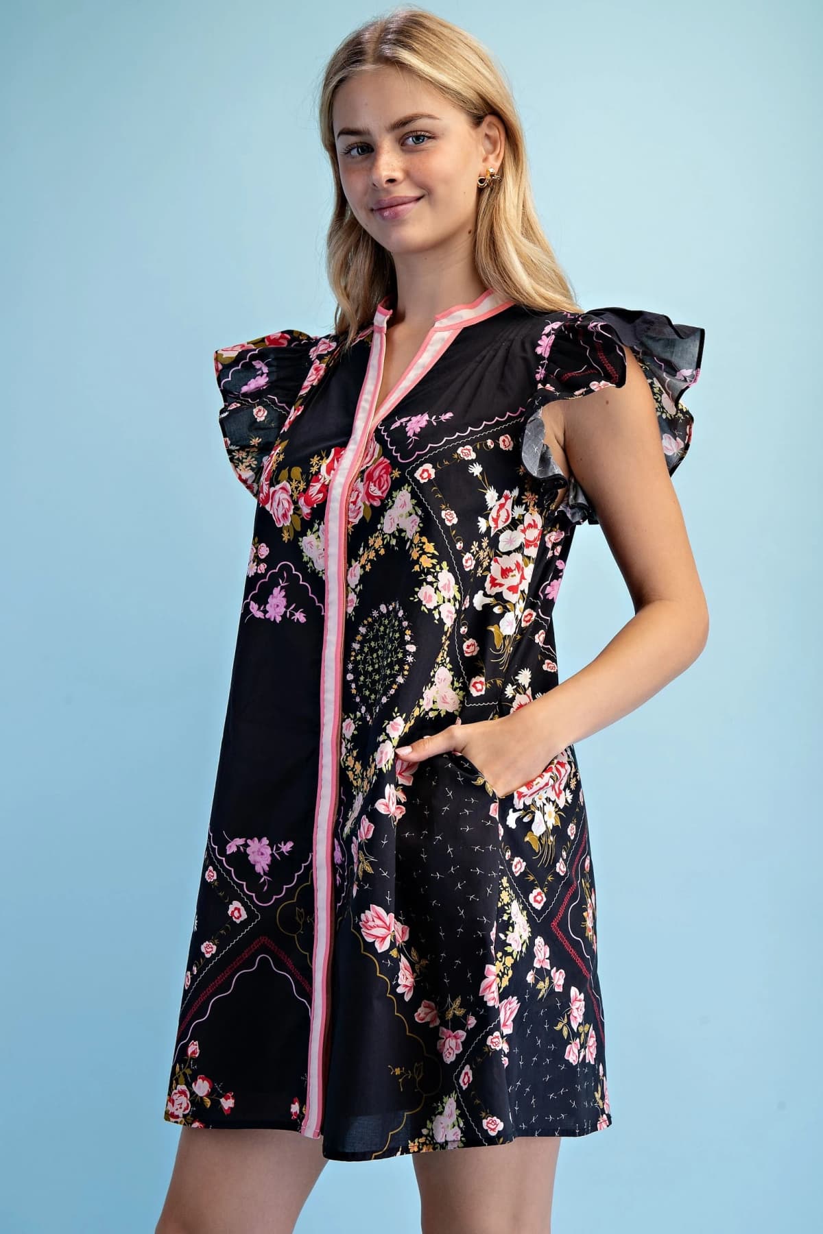 TE1790 - BLACK / RED