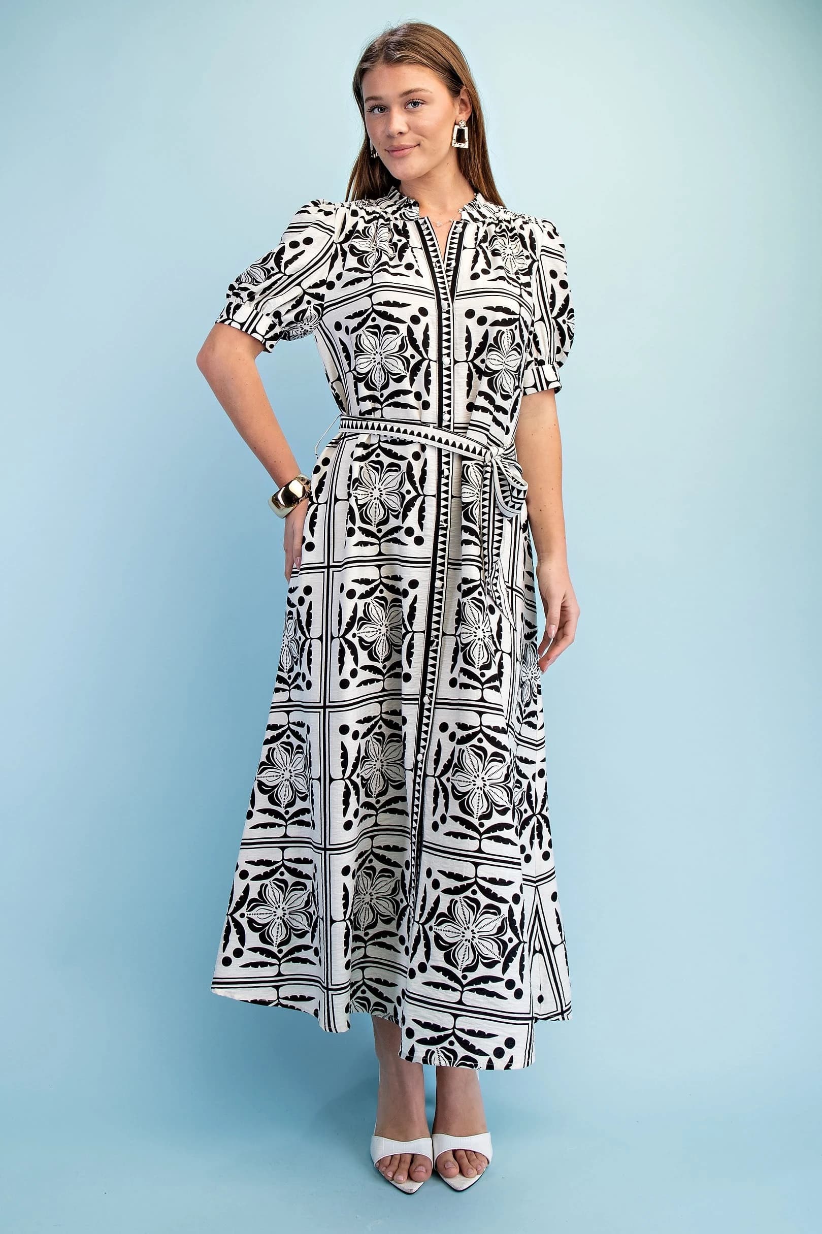 TE1843 - WHITE / BLACK