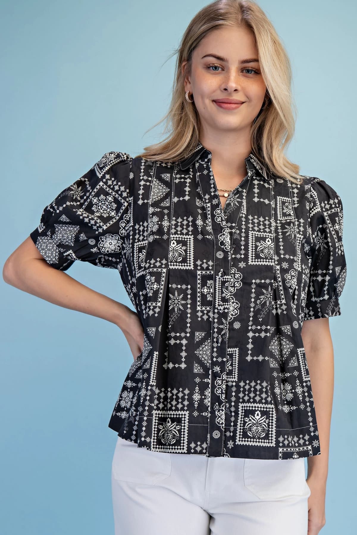 TE1925 - BLACK / WHITE