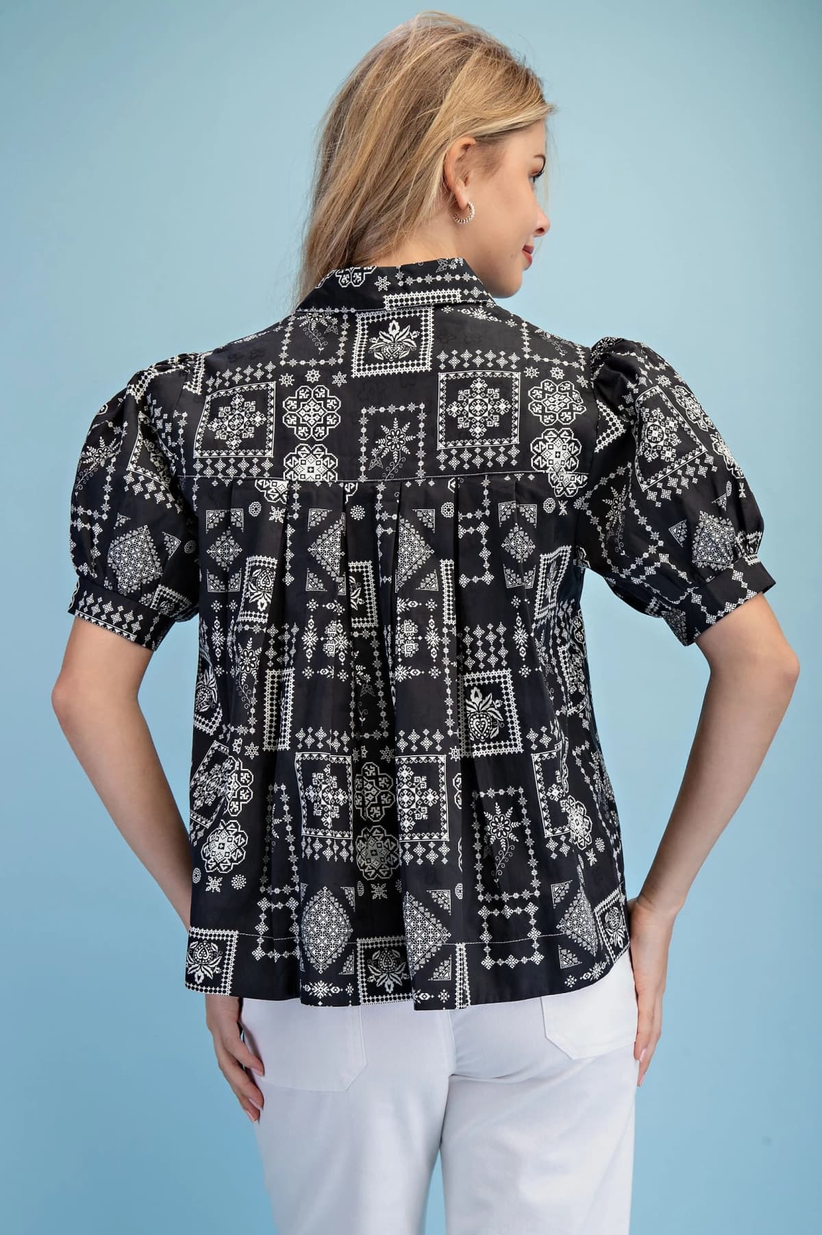 TE1925 - BLACK / WHITE