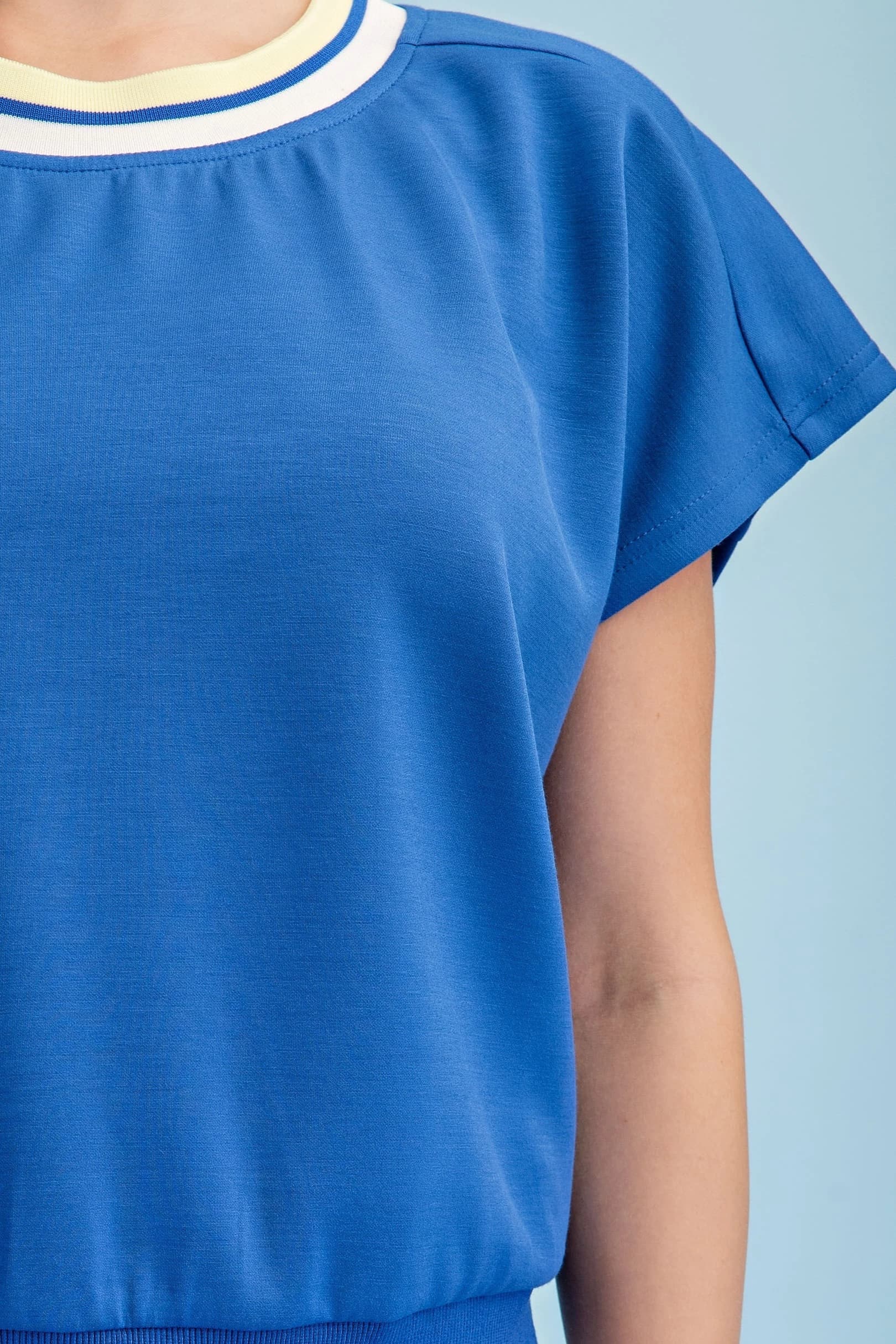 TE2039 - BLUE