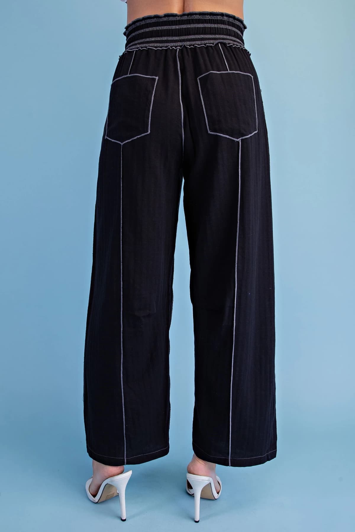 TE2021 - BLACK