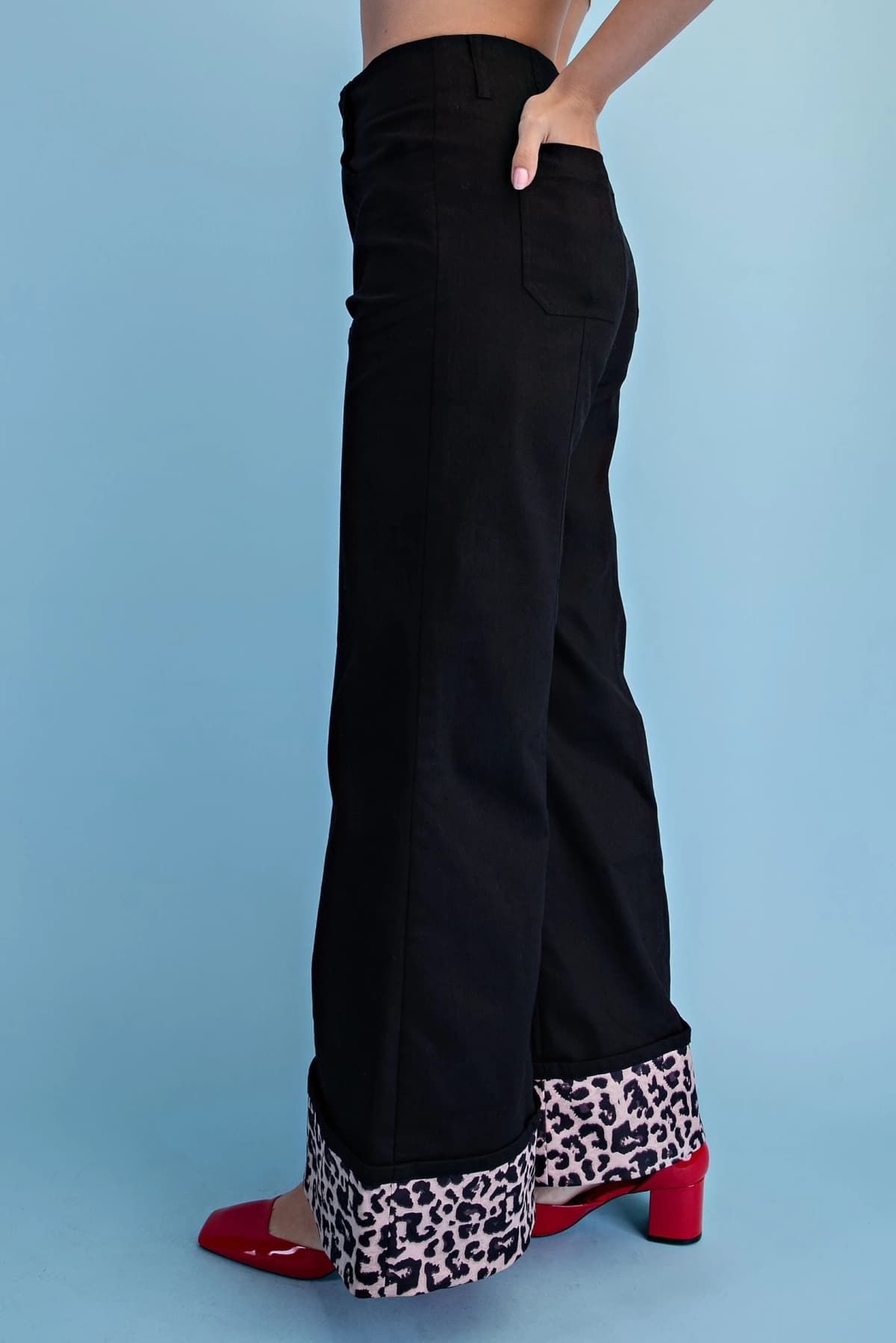 TE2041 - BLACK