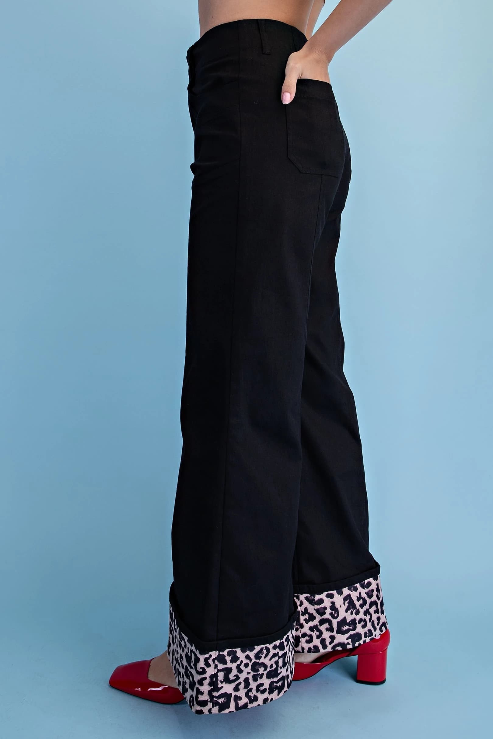 TE2041 - BLACK