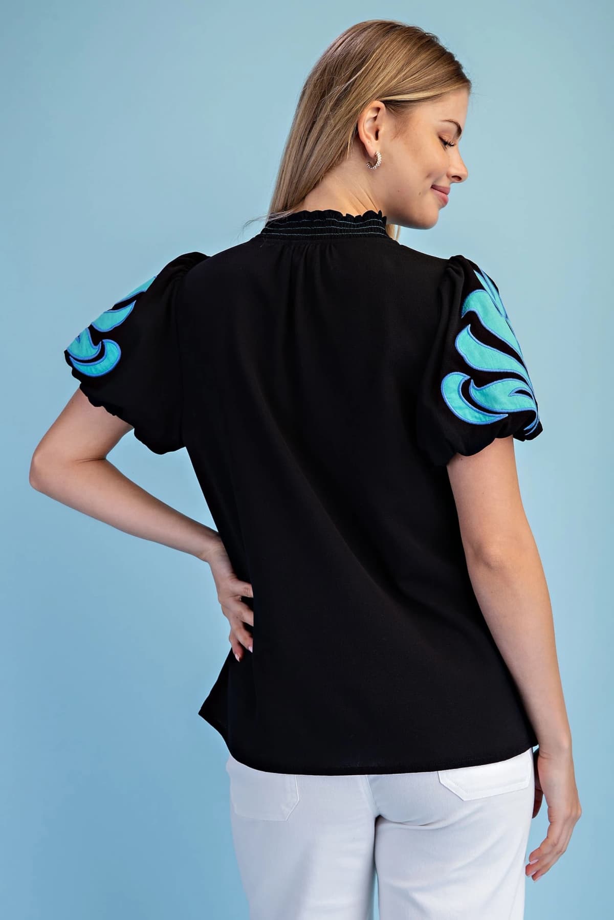 TE2103 - BLACK