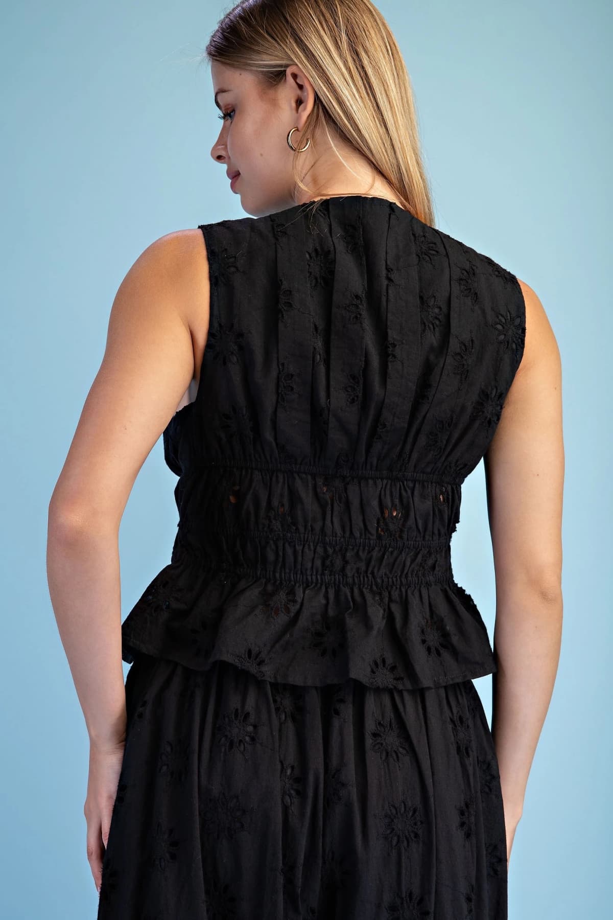 TE2114 - BLACK